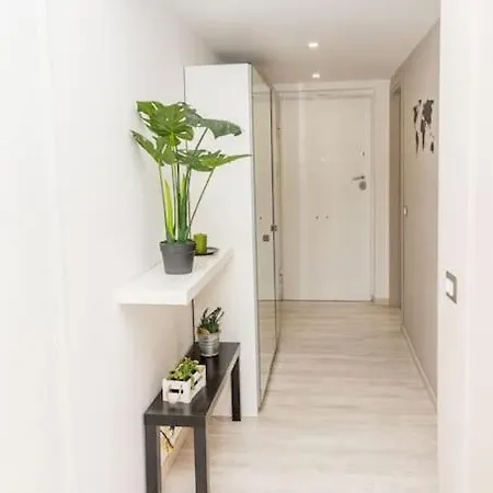 Raphi's Flat In Trastevere - The Heart Of דירה *