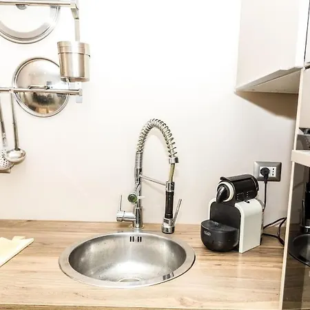 דירה Raphi's Flat In Trastevere - The Heart Of