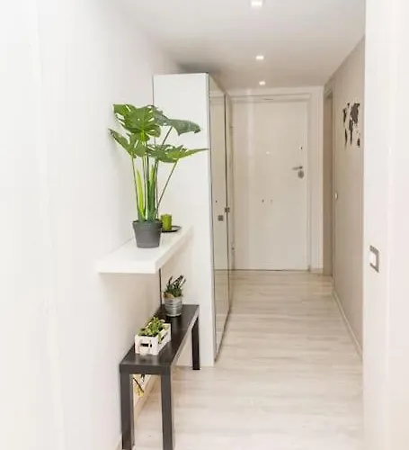 Raphi's Flat In Trastevere - The Heart Of Lägenhet *