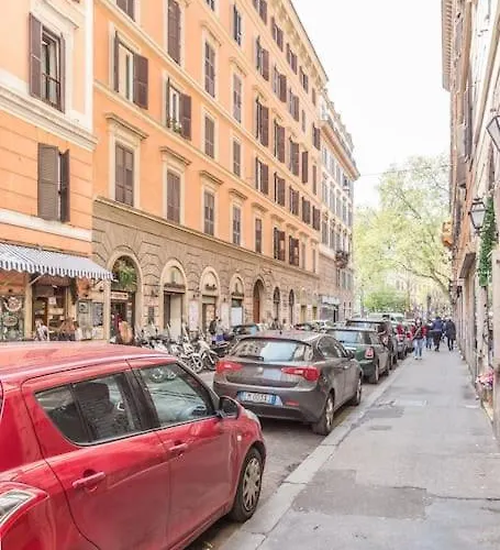 Raphi's Flat In Trastevere - The Heart Of Lägenhet *